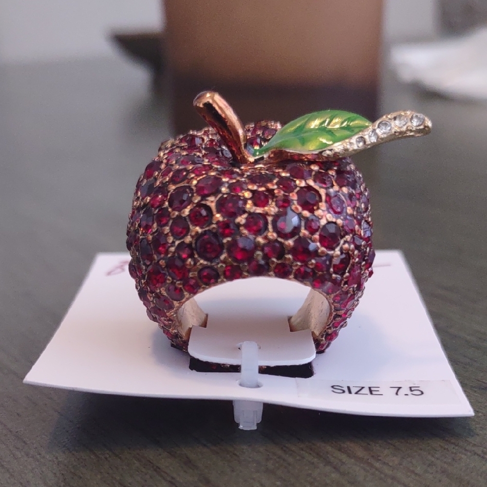 Betsey Johnson Sparkling Red and Green Apple Ring - Picture 2 of 3